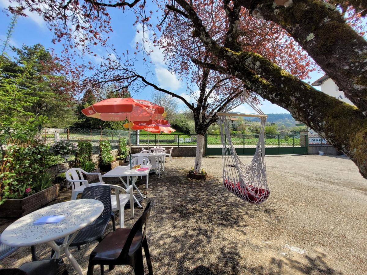 Hotel Restaurant Carrier Labalme Exterior foto